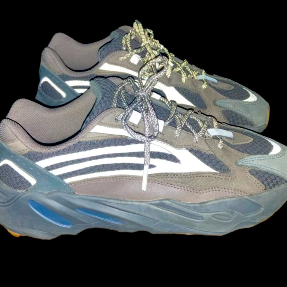 YEEZY 700 by Adidas